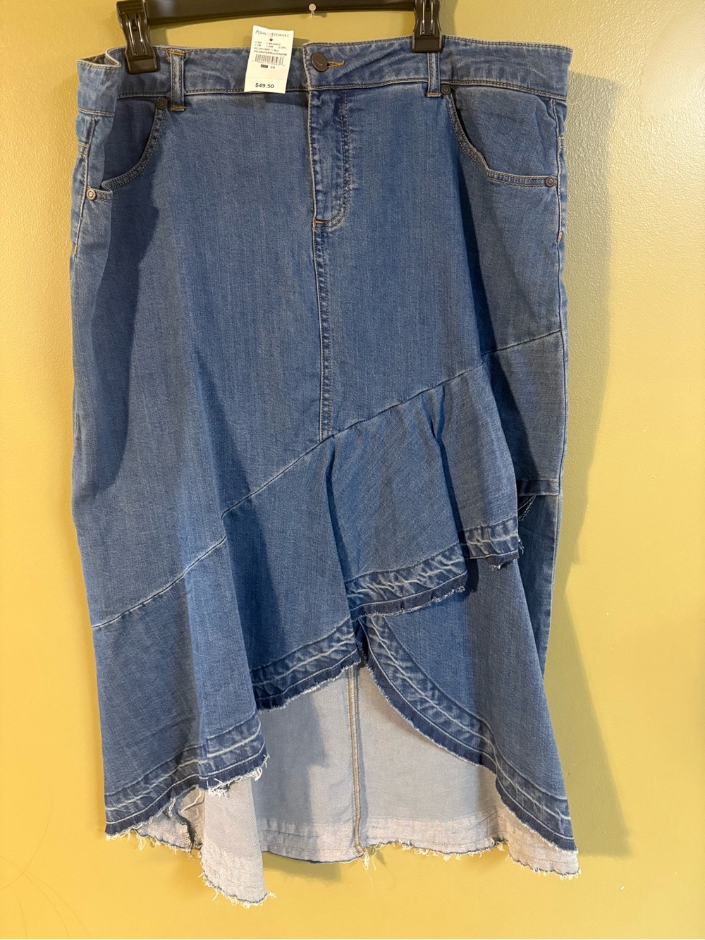 New ONE 5 ONE Ashley Stewart Women's denim tiered skirt with frayed hem size 2X